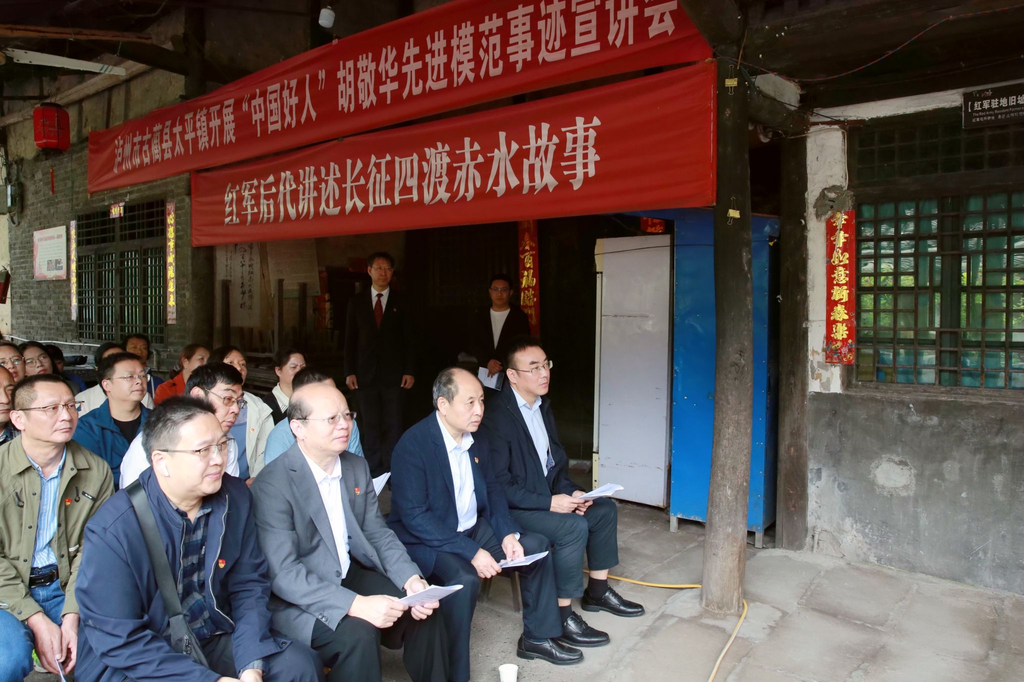 原圖大小:7.60MB文件名稱:7D8A7156.JPG